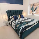 Sailors & Mermaids Апартаменты *
